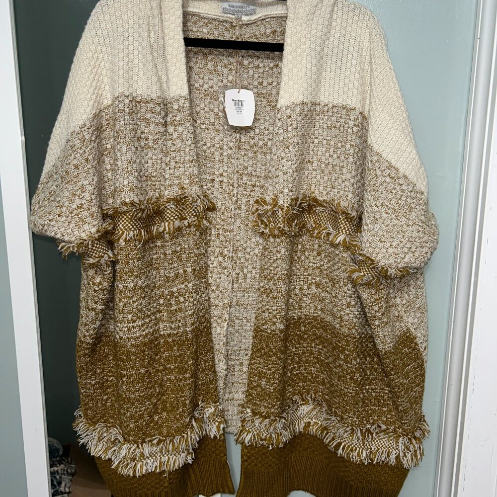 Woman's NWT World Market Sweater Like Poncho One Size